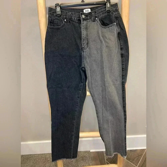 ✨Simple Society size 11 cut hem Black and grey high-waisted straight-leg jeans - Picture 1 of 11